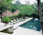 KOMANEKA RESORT-Deluxe Room